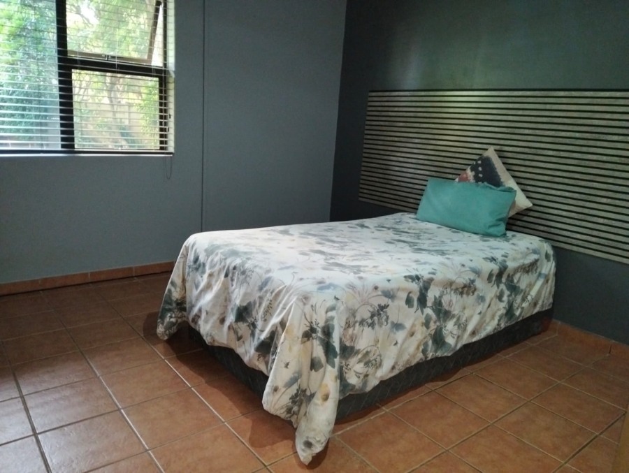 3 Bedroom Property for Sale in Protea Park North West